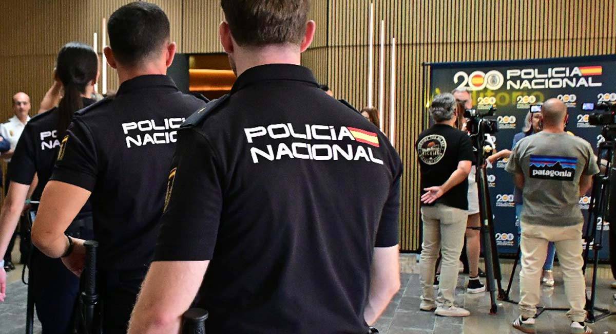 Agentes de la Policía Nacional en prácticas - Eulogio García
