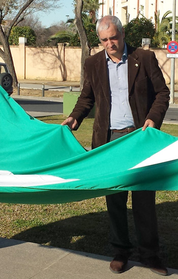 El presidenciable del PA, con la blanquiverde